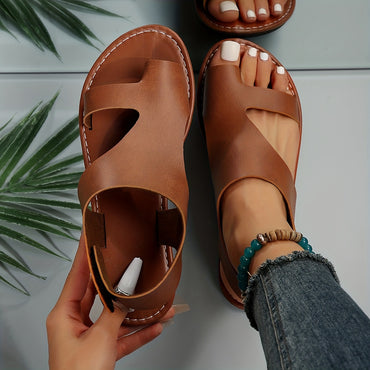 Stylish Comfort: Breathable Faux Leather Flat Sandals with Secure Toe-Strap, Hook Closure