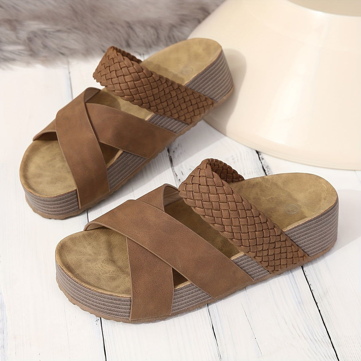 Women's Braided Cross Strap Platform Slides - Comfy Open Toe Sandals for Casual Summer Beach Outings, Breezy Outdoor Wear