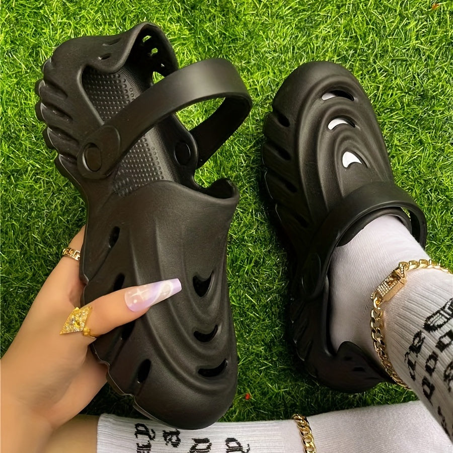 Fashion Creative Soft Sole Hole Shoes For Women, Breathable And Comfortable Outdoor Sandals