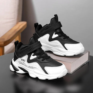 A pair of children's four-season leather upper high-top sports shoes, wear-resistant casual shoes, size 28-38,YX-024