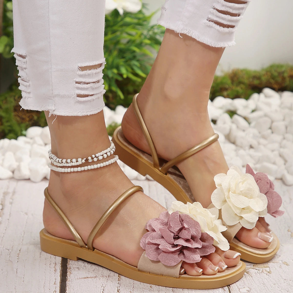 Women Sandals Trend Comfortable Lightweight Shoes for Women Outdoor Flat Non-slip Sandals Basic Home Fashion Slip on Slippers