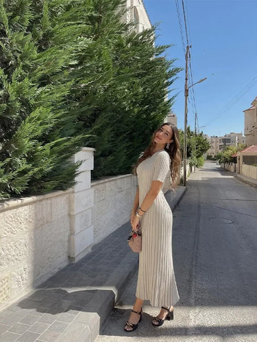 Elegant Solid Ribbed Knitted Maxi Dress Women O-neck Short Sleeve Pleated Lace Up Dresses 2024 Summer Lady Streetwear Robe