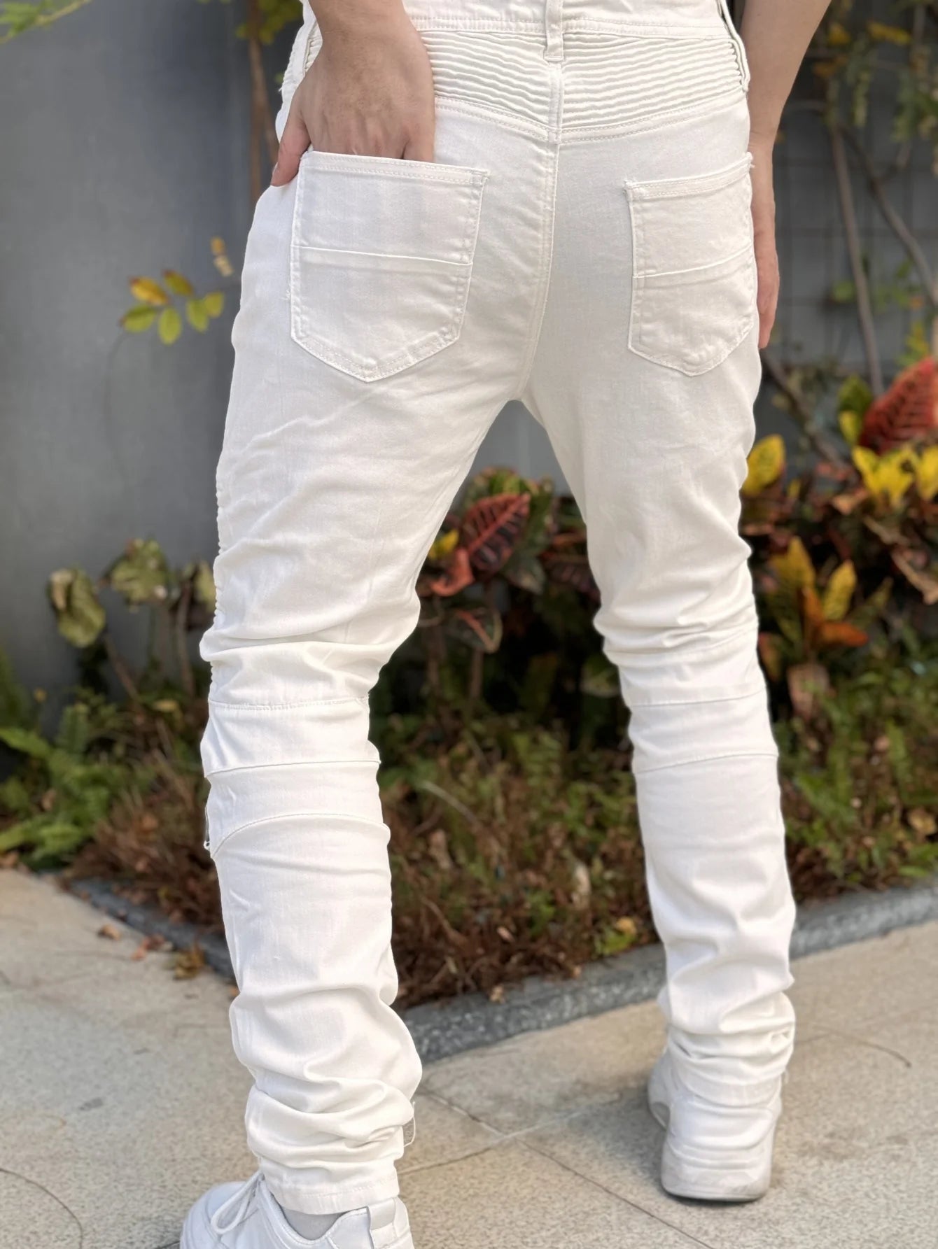 Fashionable Men's Jeans Cool and Stylish Hip Hop Style Casual Pants White Cotton Blended Fabric Breathable and Comfortable