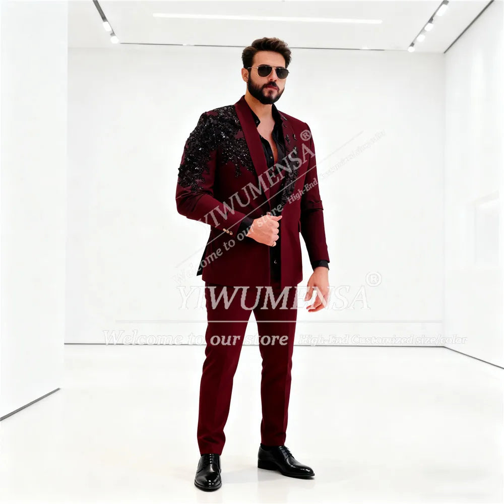 Luxury Crystals Beaded Suits Men 3 Pieces Sets Shawl Lapel Prom Blazers Customized Man Banquet Attire Groom Wedding Tuxedos 2026