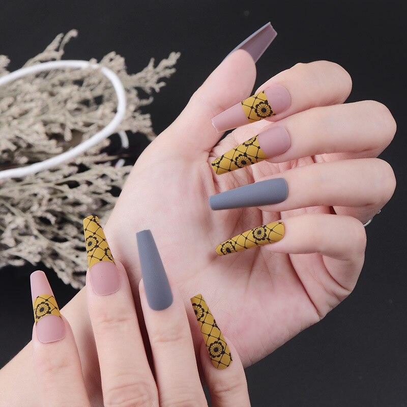 24pcs Strawberry Girl Long Ballet False Nails Art Removable Acrylic Press On Nail Tips