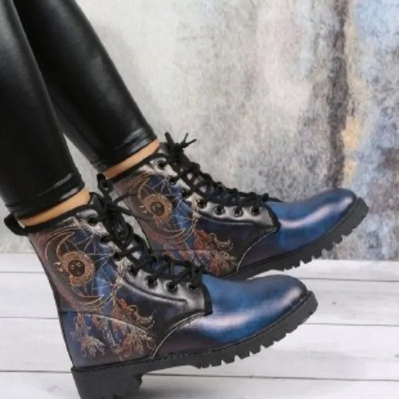 European and American Short Boots 2024 New Large Trendy Printed Thick Bottom Anti Slip Comfortable Daily Women's Boots Sneakers