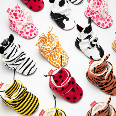Warm, Cozy Newborn Animal Print Fleece Booties with Non-Slip Soles & Easy Fasten - Autumn/Winter Essential