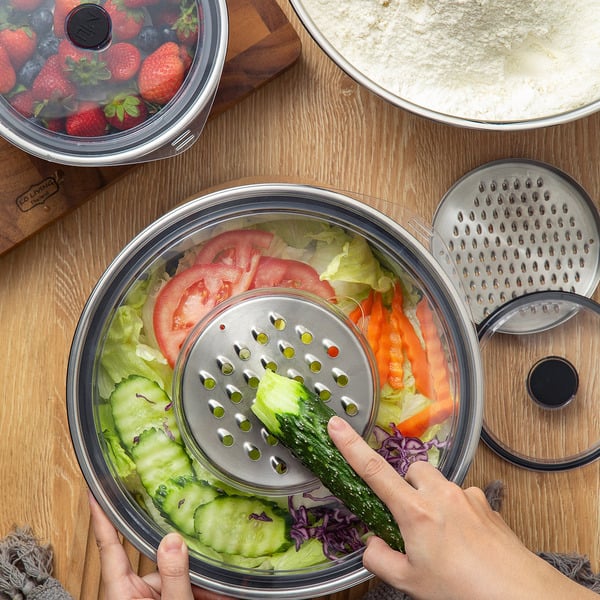 MIU Stainless Steel Mixing Bowls with Graters, Set of 4