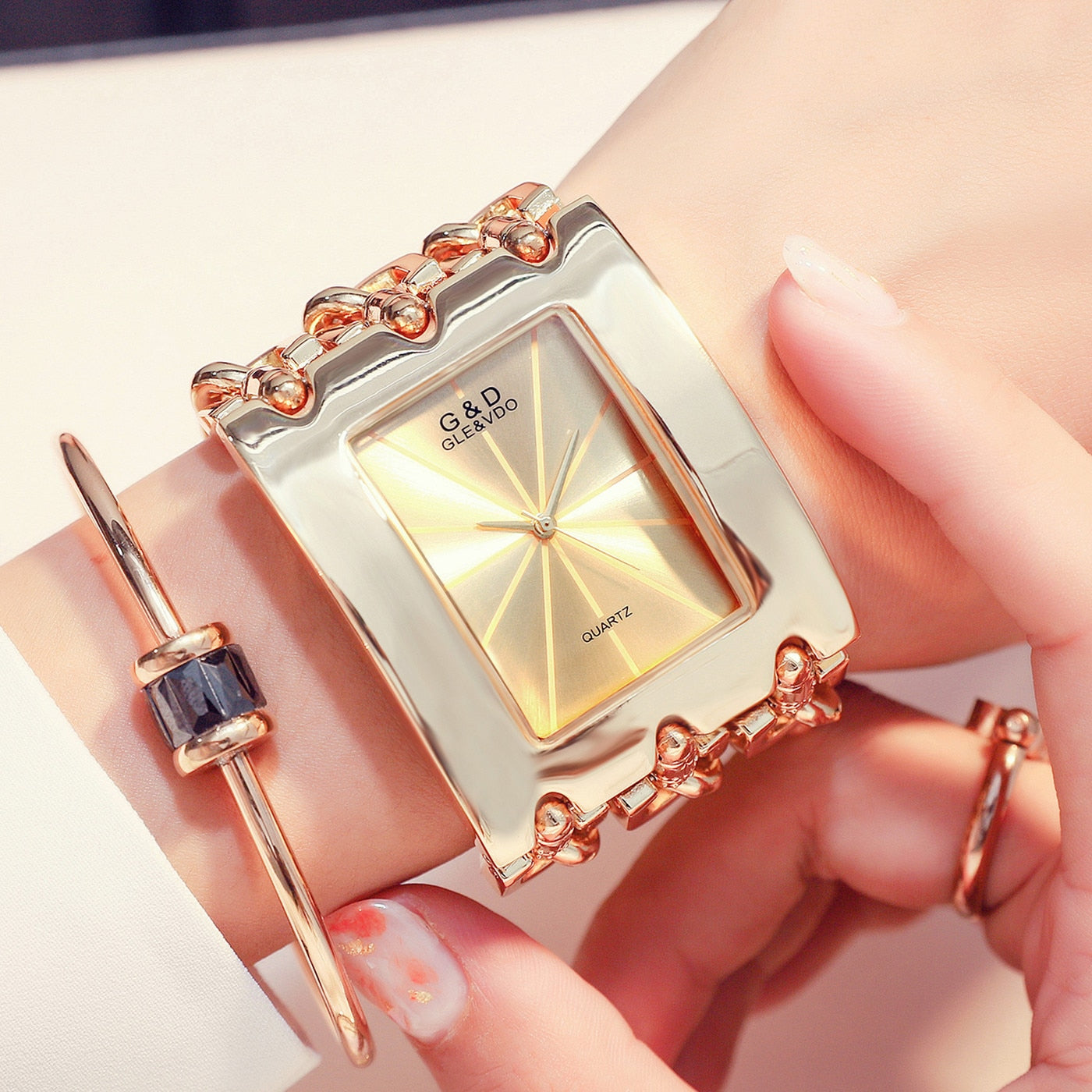 Women Luxury Brand Watch Dress Rhinestone Women Wristwatches Stylish Gold Female Watches