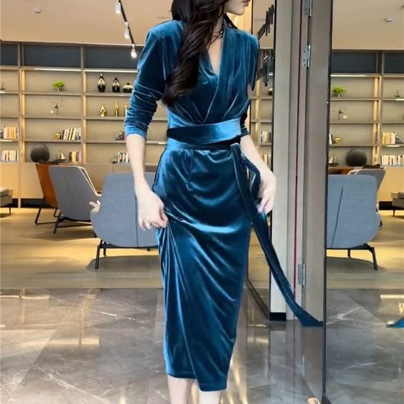Limiguyue Long Velvet DressHigh Waist Vintage Women V Neck Sheath Sexy Wrap Dress Slim Lace-up Autumn Winter Evening Party T064