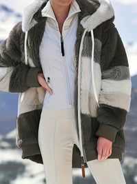 Womens Ultra-Soft Teddy Fleece Color Block Hooded Coat - Stylish Zip Up Winter Warm Outerwear with Full Hood and Long Sleeves - Trendy Casual Clothing for Chilly Days