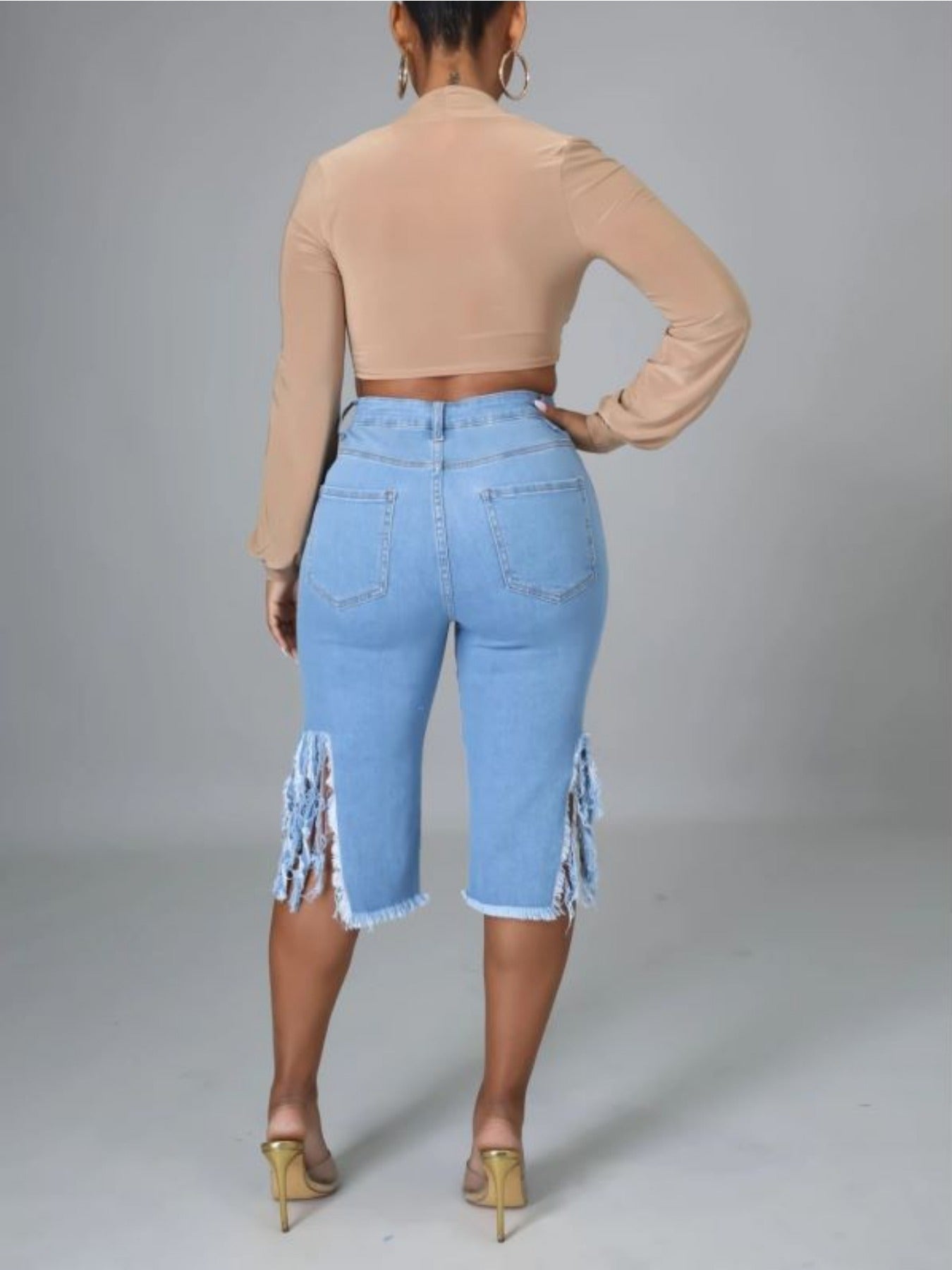 Trendy Women's Distressed Denim Shorts - Fringe Hem, Stylish, Comfortable for Casual Wear