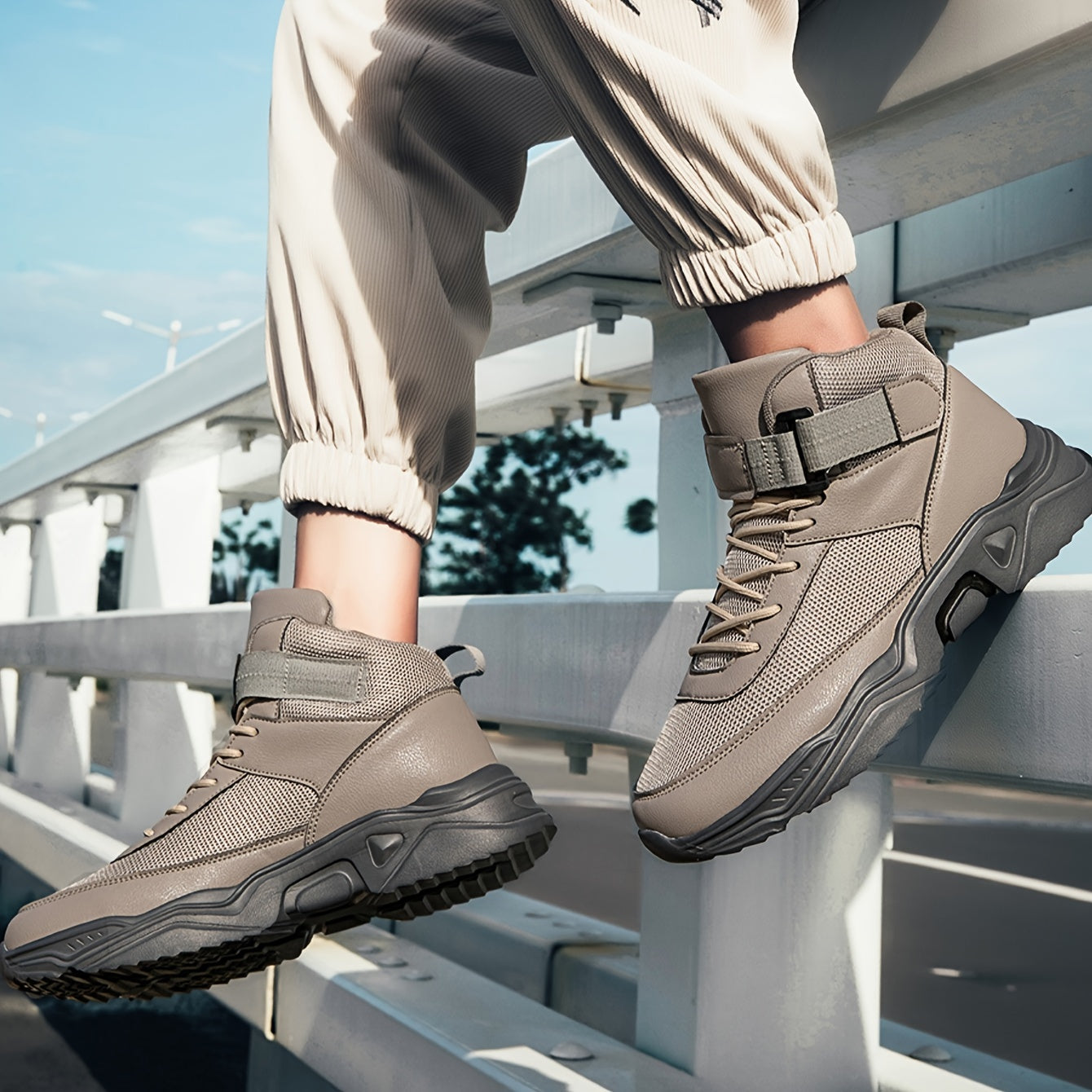 Men's Casual Shoes Are Light, Comfortable, And Versatile For Spring And Autumn