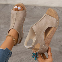 Womens Fashionable Retro Wedge Sandals - Stylish Peep Toe, Adjustable Buckle & Slingback - Comfortable Platform for Casual Summer Outings
