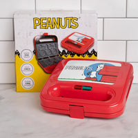 Uncanny Brands Peanuts Snoopy Dog Treat Maker - Pet Appliance