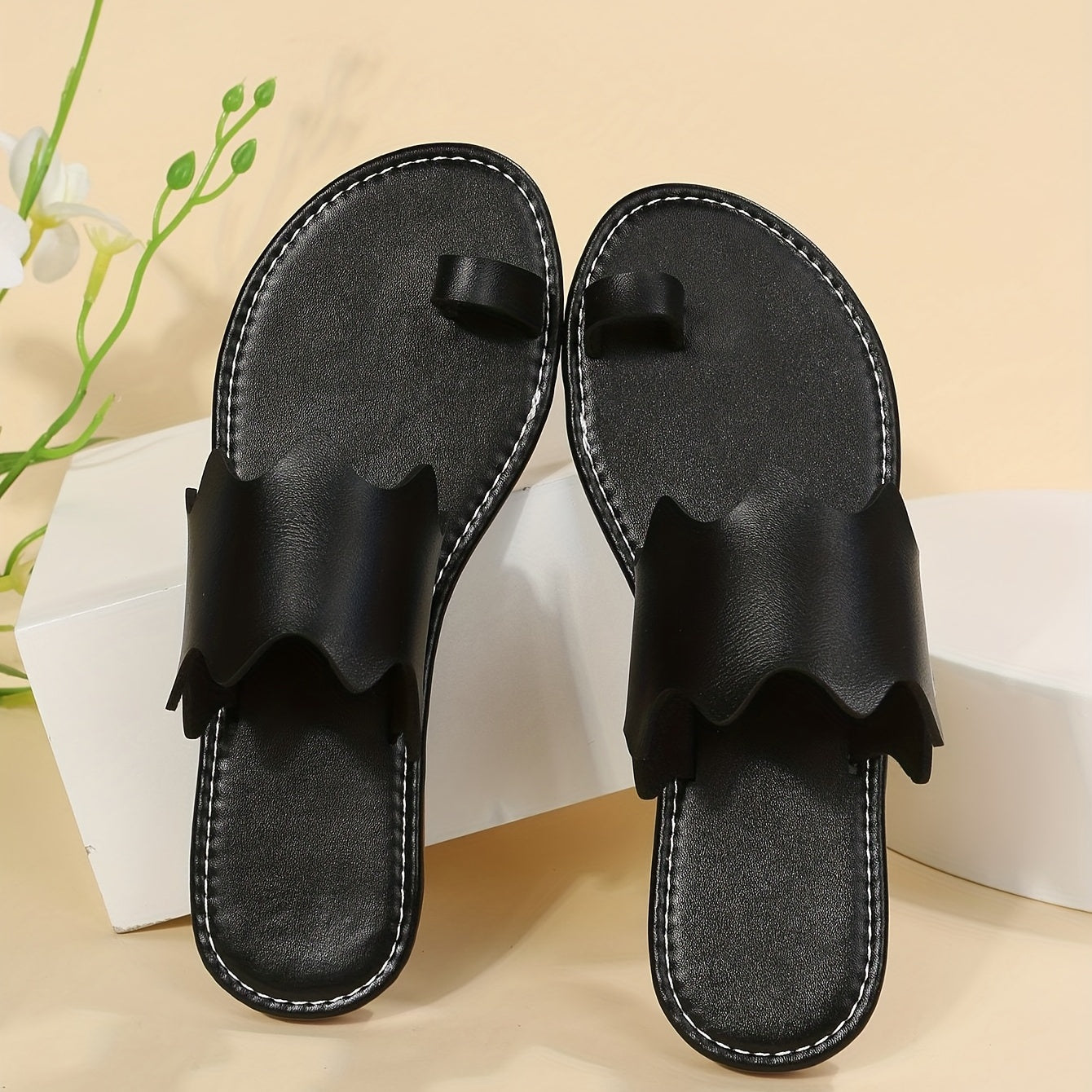 Women's Flat Slide Sandals, Black Open Toe Non Slip Toe Loop Shoes, Casual Outdoor Beach Slides