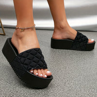 Plaid Pattern Platform Sandals for Women - Comfortable, Casual, Slip-On Summer Shoes with Arch Support and Cushioned Insoles for Beach, Koningsdag/Kings Day, and Outdoor Activities - Easy to Wear and Walk