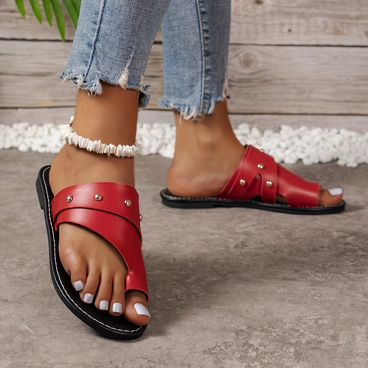 Stylish Studded Flat Sandals - Comfy Slip-On Shoes with Non-Slip Sole, Solid Color Toe Loop Design, Perfect for Summer Beach, Pool, and Outdoor Activities - Easy to Wear and Walk