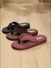 Chic Women's Beach Sandals - Lightweight & Comfy Flat Slides - Perfect for Summer Casual Outdoor Wear