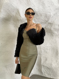 Chic Winter Warmth: Lapel CropTeddy Coat in Solid Color - Comfortable, Easy-Care, Perfect for Everyday Wear