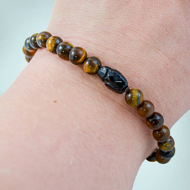 Queen of the Thrones Grateful Dung Gratitude Bracelet