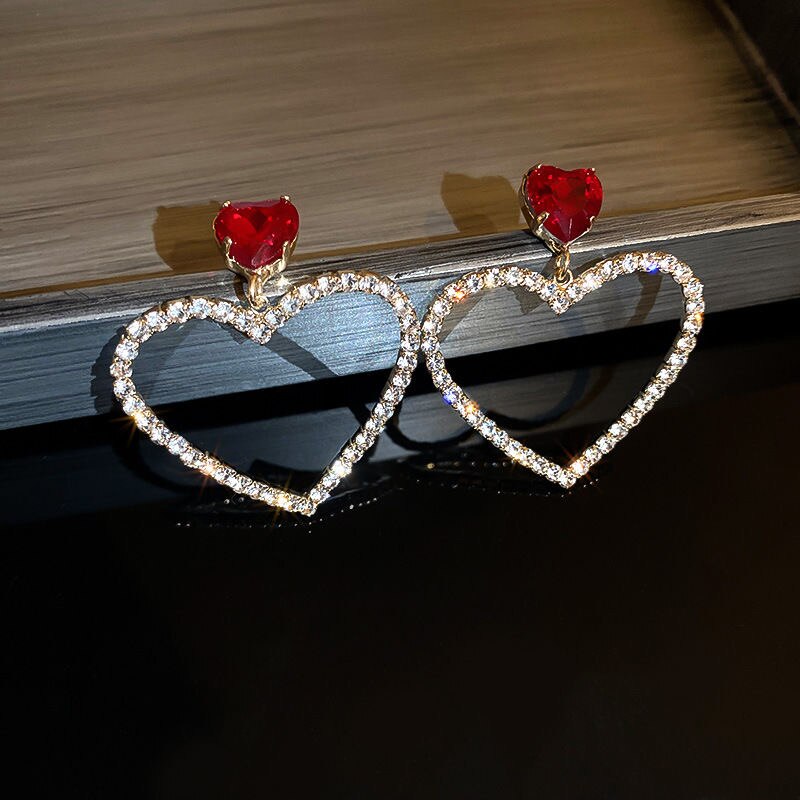 2023 Korean Fashion Jewelry Shining Rhinestone Hollow Heart Drop Earrings for Women Girls Vintage Red Crystal Earrings