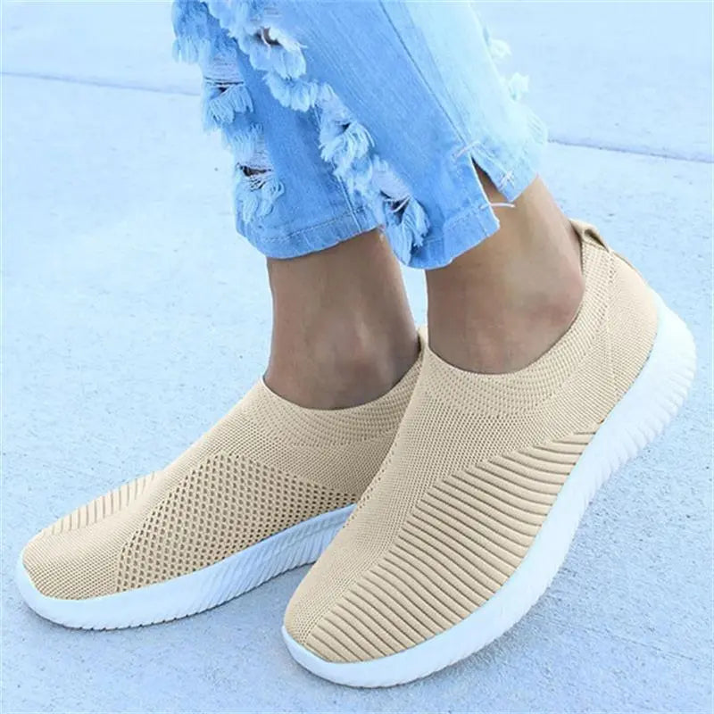 2022 Fashion Women's Shoes Sneakers Soft Plus Size Vulcanize Shoes Basic Slip On Flat Female Casual Shoes Woman Sneakers