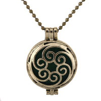 New Aroma Kaleidoscope Retro Necklace Antique Locket Pendant Magnetic Perfume Essential Oil Diffuser Locket Aromatherapy Jewelry