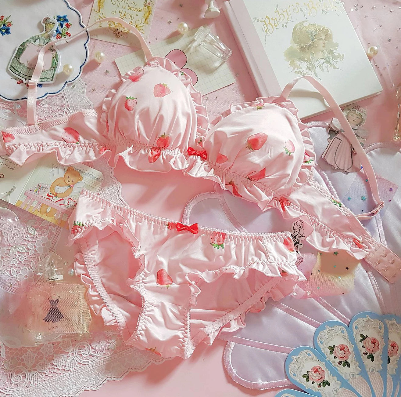 Strawberry Cute Japanese Milk Silk Bra & Panties Set Wirefree Soft Underwear  Set Kawaii Lolita Bra And Panty Set Pink Lingerie