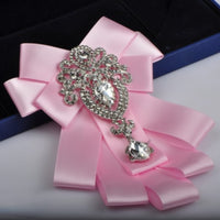 Korean Fashion Ribbon Bowtie Brooches Rhinestone Crystal Men's Shirt Necktie Collar Pins Luxury Wedding Brooch Accessories