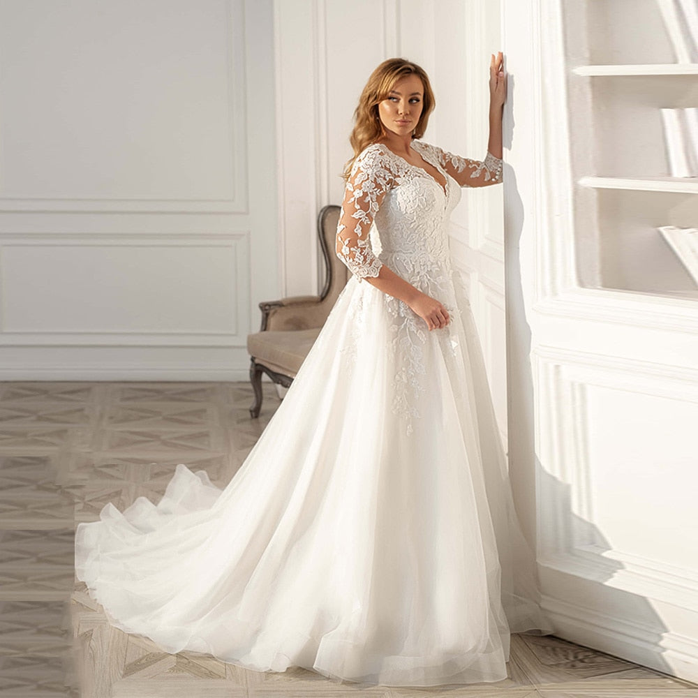 Modest Wedding Dress 2022 V Neck 3/4 Lace Sleeves Applique A Line White/ Ivory Tulle Bridal Gown Wedding Dresses Plus Size