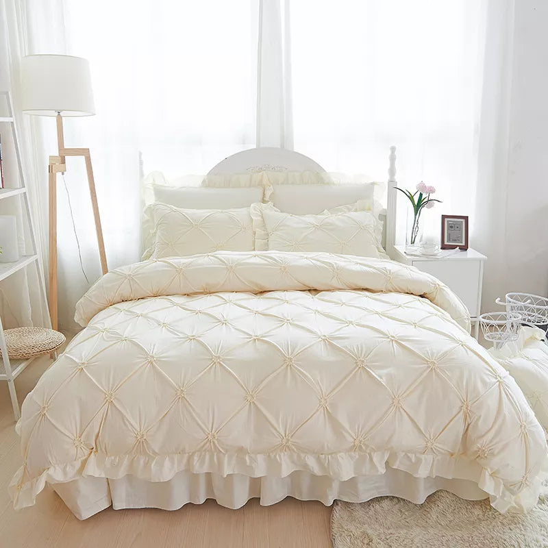 Hand-made Pleat Beige Princess Quilt/Duvet Cover Wedding 100%Cotton Ruffles Bedspread Bed Skirts Bedclothes Bedding Sets Luxury