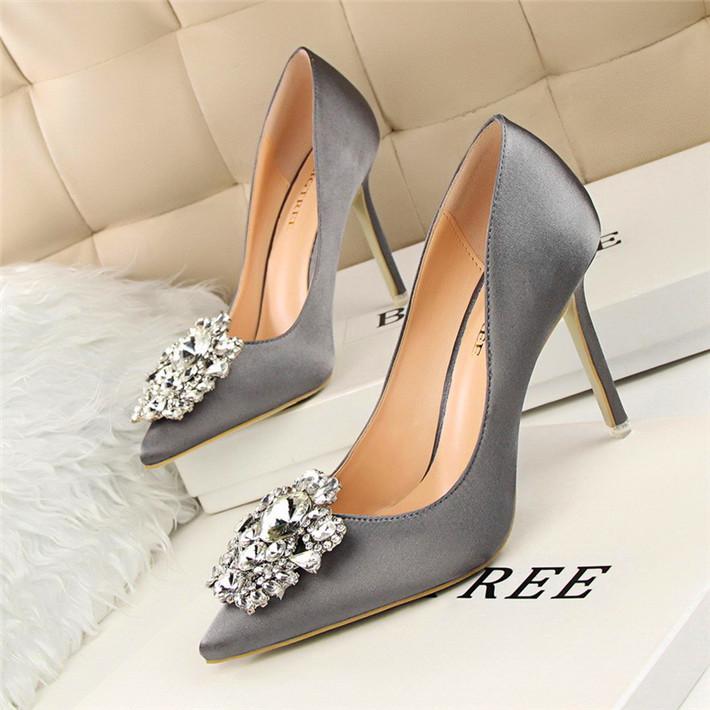 Fashion Flower Style Woman Wedding Bridal Shoes Sexy Pointed Toe Women Pumps Fashion Solid Silk Shallow High Heels 10cm Shoes