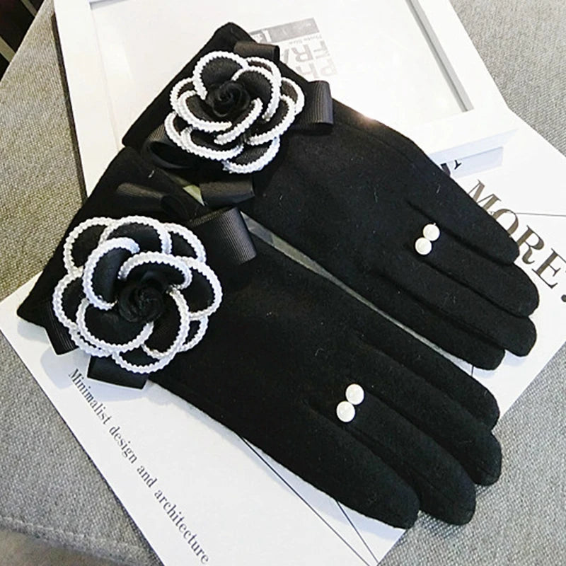 2020 Brand Gloves Winter Women Gloves Cashmere Mittens Female Big Flower Warm Wool Gloves Women Driving Gloves