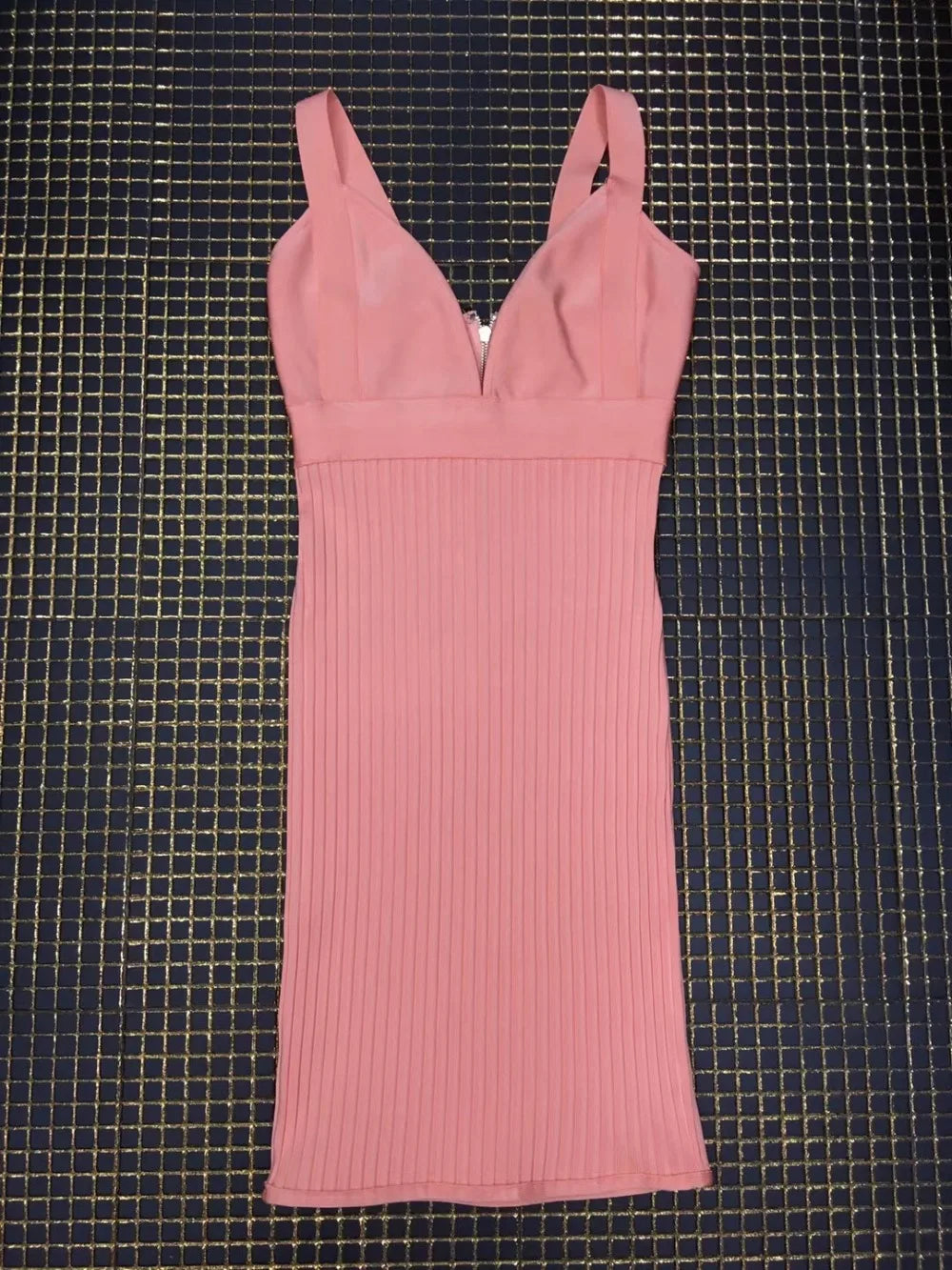 High Quality Women Solid Stretch Bandage Dress New Style Fashion Pink Sleeveless V Neck Sexy Cocktail Celebrity Party Dress