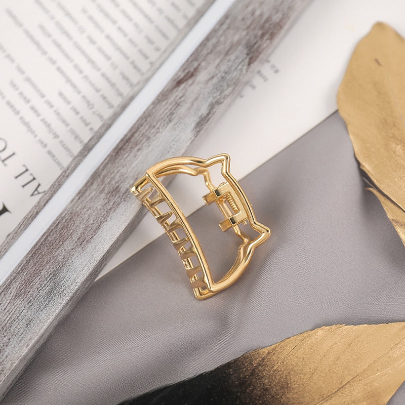 Elegant Gold Silver Hollow Geometric Metal Hair Claw For Women Long Thick Hair Holder Hair Claw Clip Fashion Hair Accessories