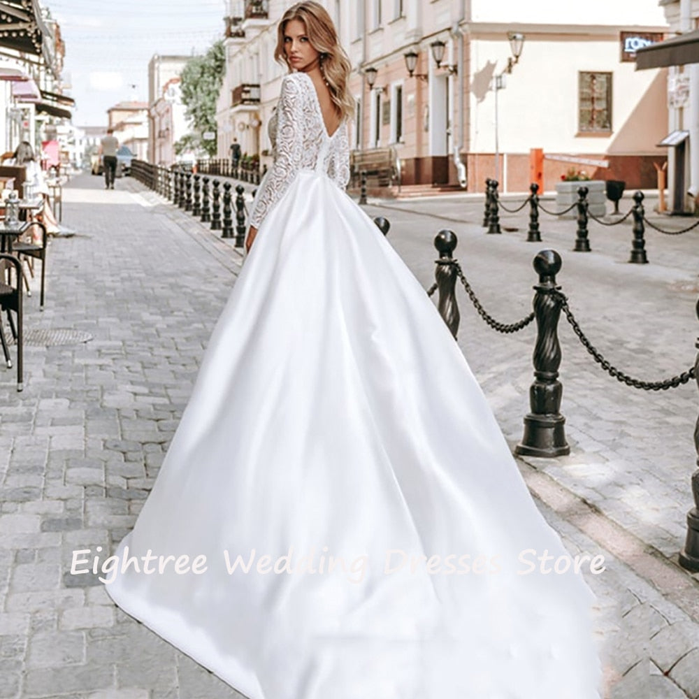 Eightree Long Sleeve Lace Wedding Dresses Satin V Neck Bridal Dress High Split A-line 2020 Wedding Gown Plus Size Robe de mariee