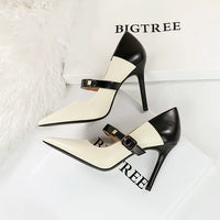 Bigtree Retro Color Matching Word Buckle High Heels