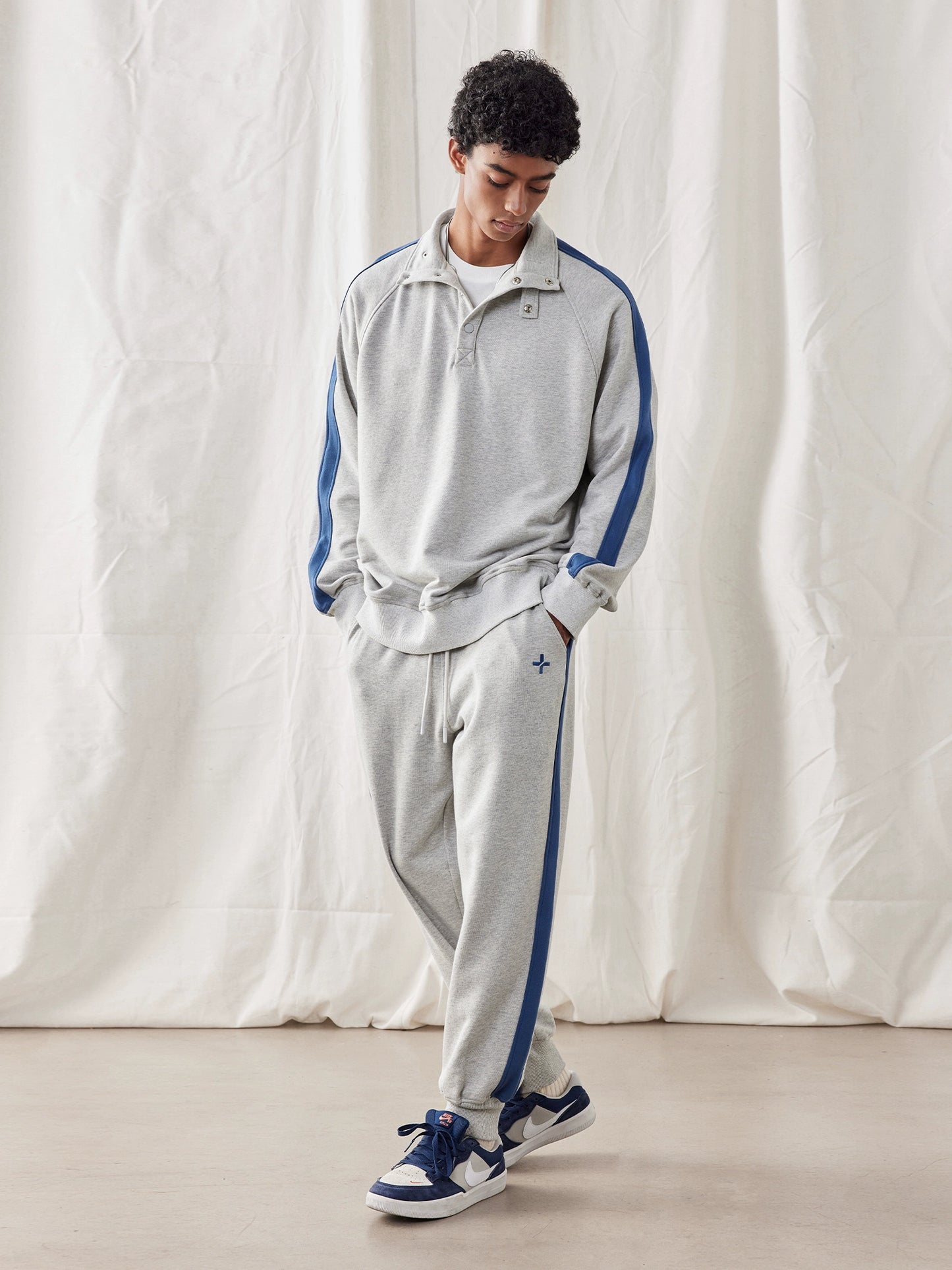 Heavy Embroidery Men's Fashion Color Contrast Patchwork Loose Sweatpants