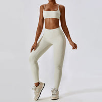 2023 Fashion Quick-Drying Nude Feel Yoga Suit Sports Back Shaping Workout Clothes Hip Lifting Sexy Skinny Yoga Clothes Two Pieces