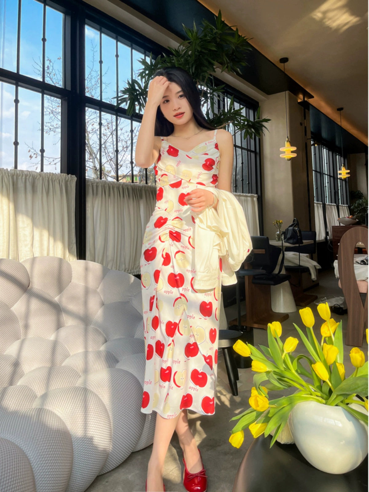 Gula Liangpin Original Slim Looking Waist Trimming Spaghetti Straps Dress