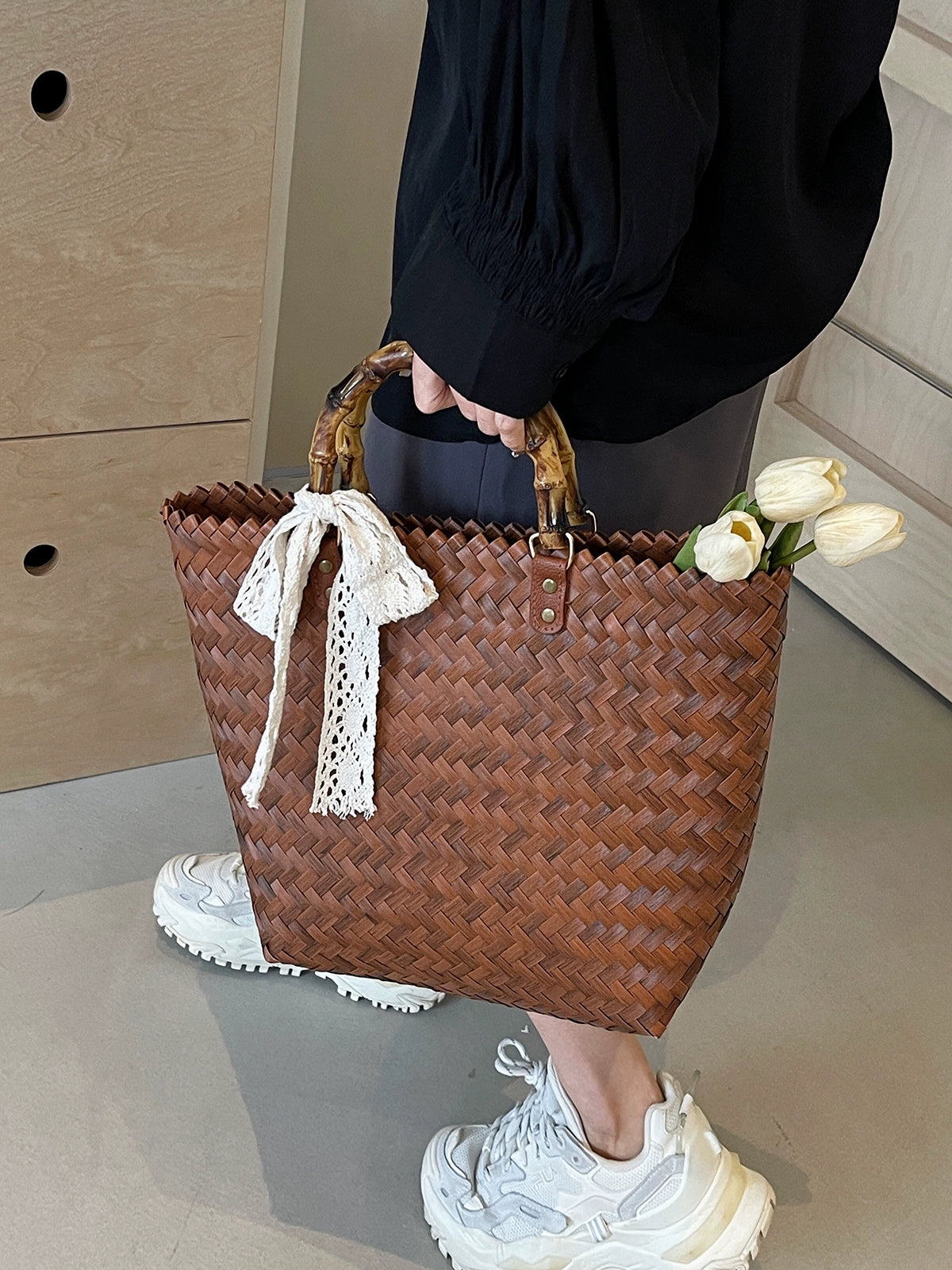 Women's Beach Bag Fashion Commuter Straw Woven Bag