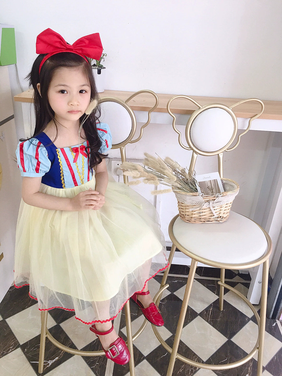 Girl Snow White Dress Summer Kids Short Sleeve Fashionable Princess Dress Girl Tulle Tutu Skirt Birthday Dress