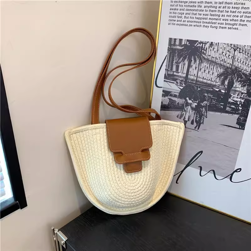 Retro Pink Semicircle Seaside Travel Straw Woven Bag