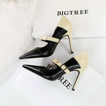 Bigtree Retro Color Matching Word Buckle High Heels