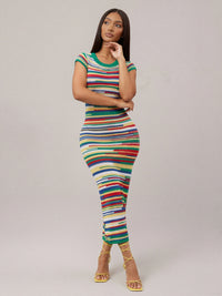 Multi-color rainbow-striped knitted round-neck short-sleeved dress, suitable for various daily outfits, elegant and casual women