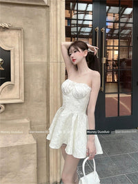 Hepburn Style Little Black Dress Pettiskirt Fancy Waist-Tight Tube Top Dress Elegant Sexy Short Slim Looking Skirt