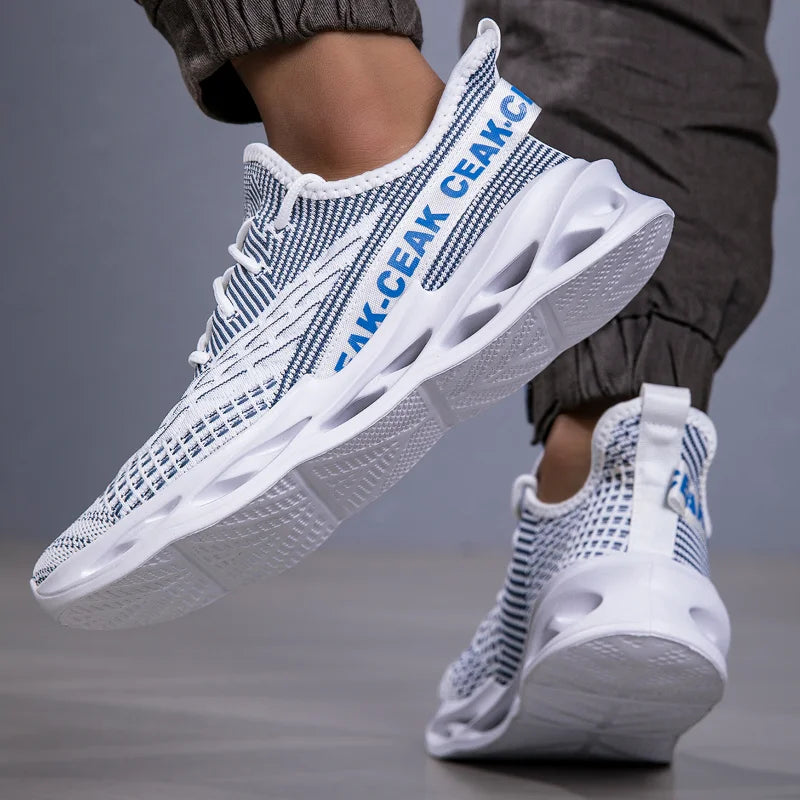 Lightweight Running Shoes Men Breathable Mesh Sneakers Non Slip Gym Training Shoes Walking Comfort Casual Footwear zapatillas
