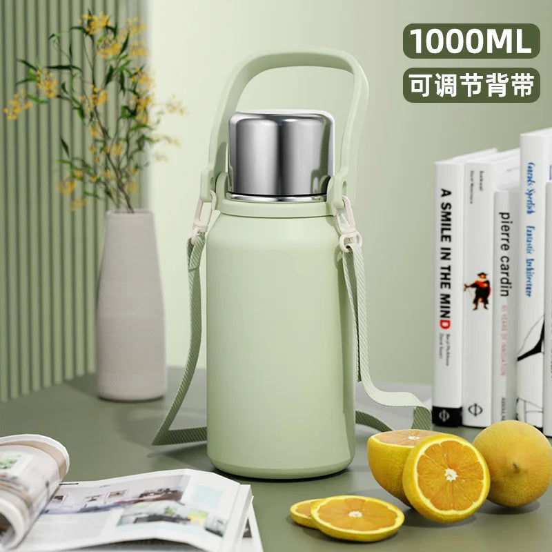 New large-capacity stainless steel insulated water cup outdoor sports food-grade insulated kettle