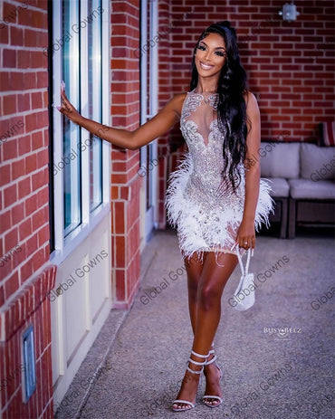 White Feathers Short Prom Dress For Black Girls Beaded Crystal Birthday Party Dresses Mermaid Mini Abiti Da Cocktail Homecoming